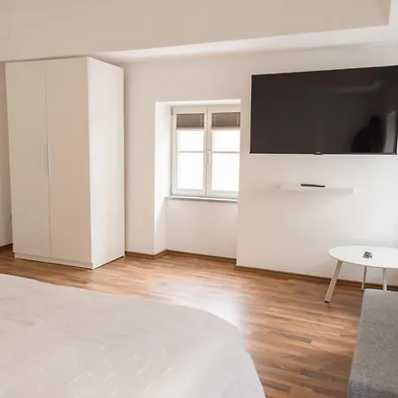 Altstadt Apartmán *